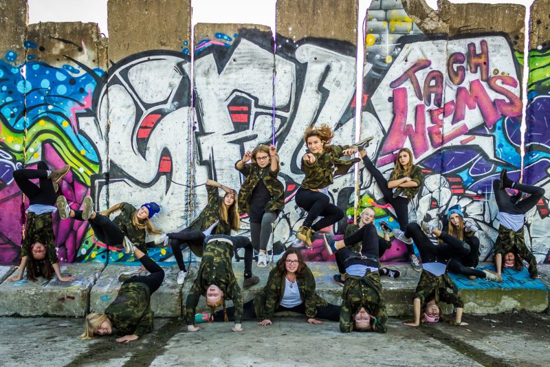 Breakdance-Gruppenfoto mit den Beat Sisters