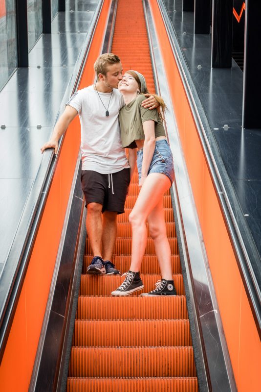 Auf der langen Rolltreppe der Zeche Zollverein